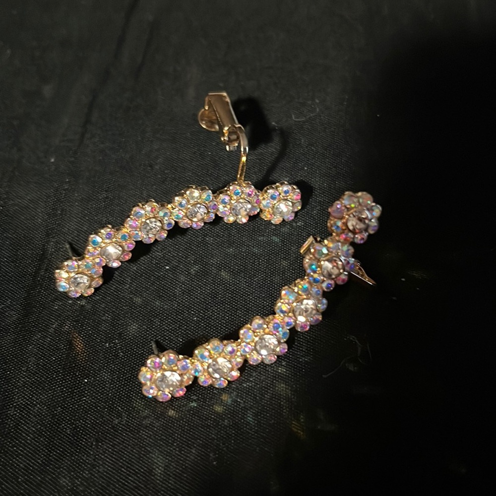Beautiful colorful stone post earring with clip for ear